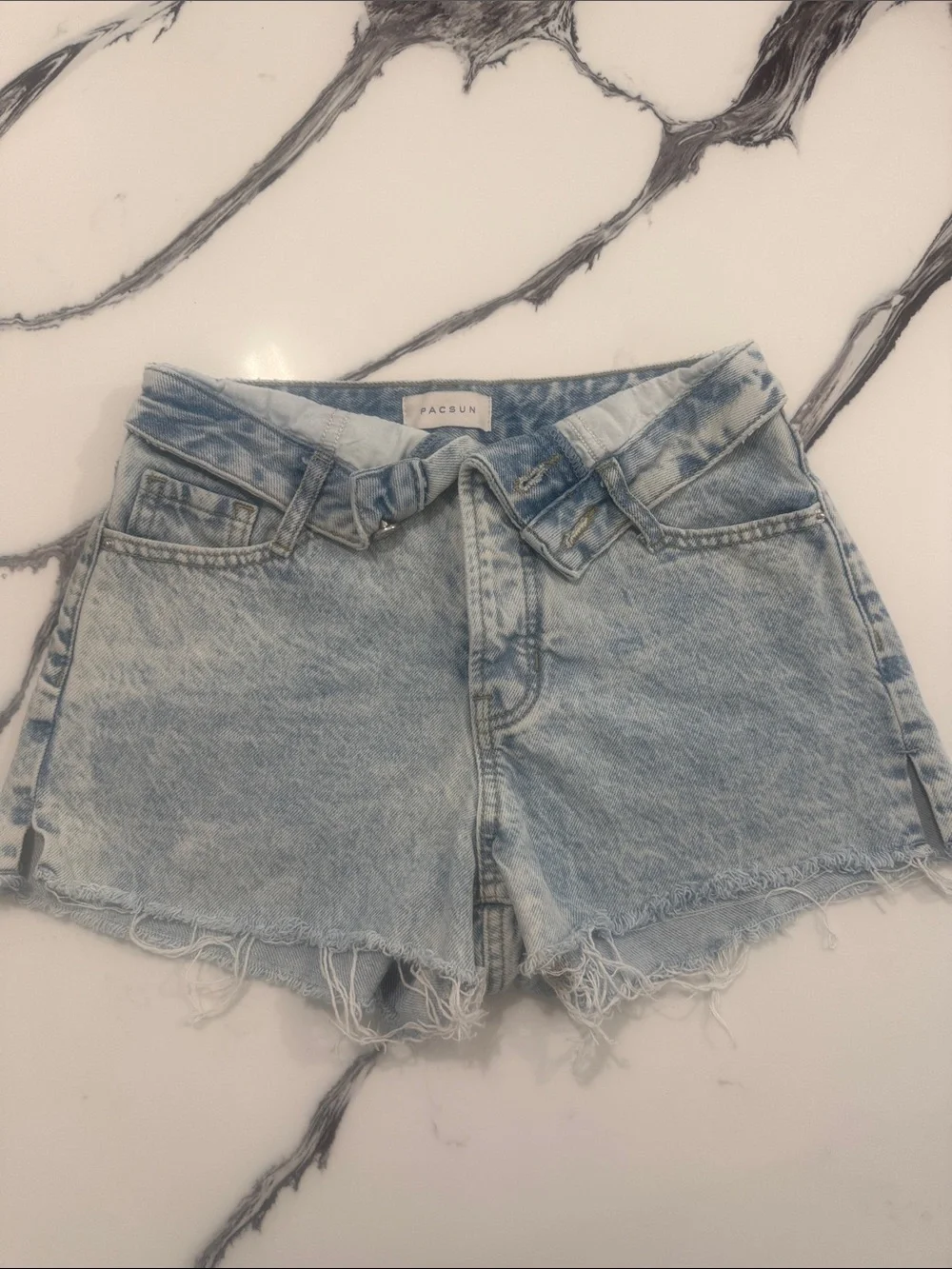 Like new pacsun short size 24